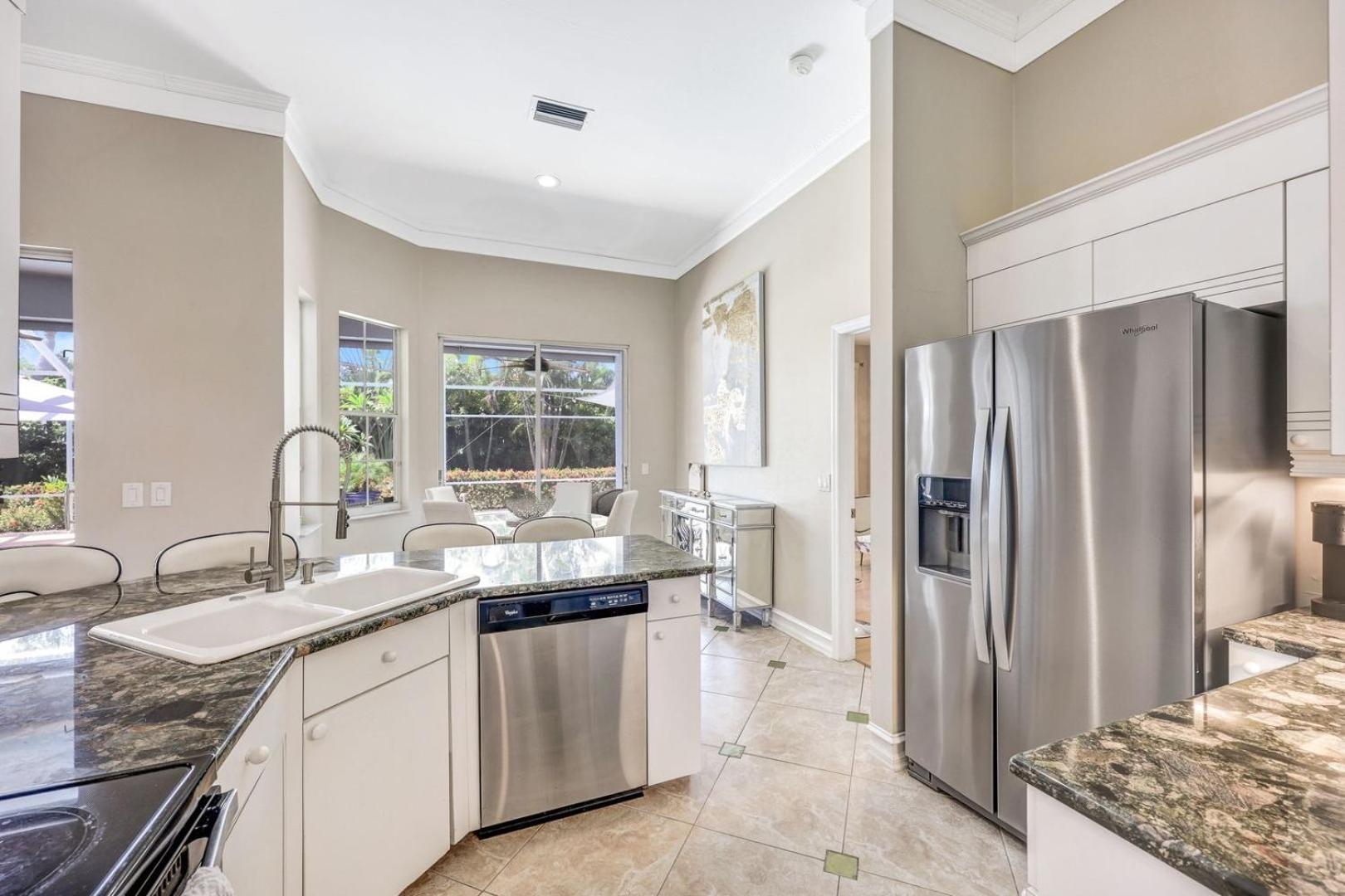 Lux Family 3 Bedroom With Pool Villa Walk To Beach And Mercato North North Naples Екстериор снимка