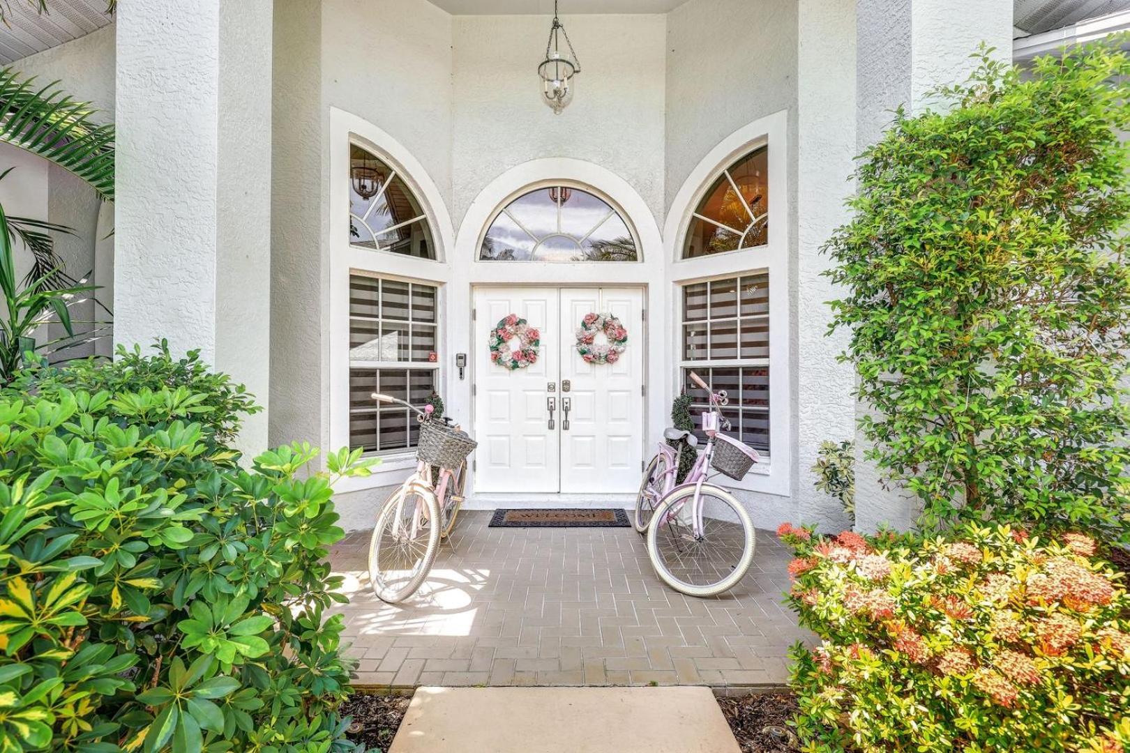 Lux Family 3 Bedroom With Pool Villa Walk To Beach And Mercato North North Naples Екстериор снимка