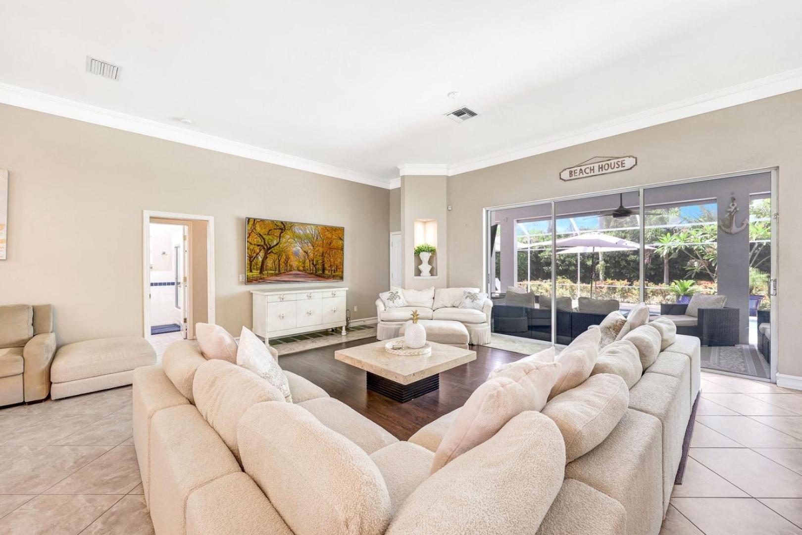 Lux Family 3 Bedroom With Pool Villa Walk To Beach And Mercato North North Naples Екстериор снимка