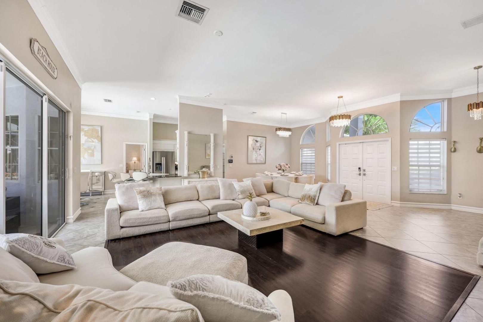 Lux Family 3 Bedroom With Pool Villa Walk To Beach And Mercato North North Naples Екстериор снимка
