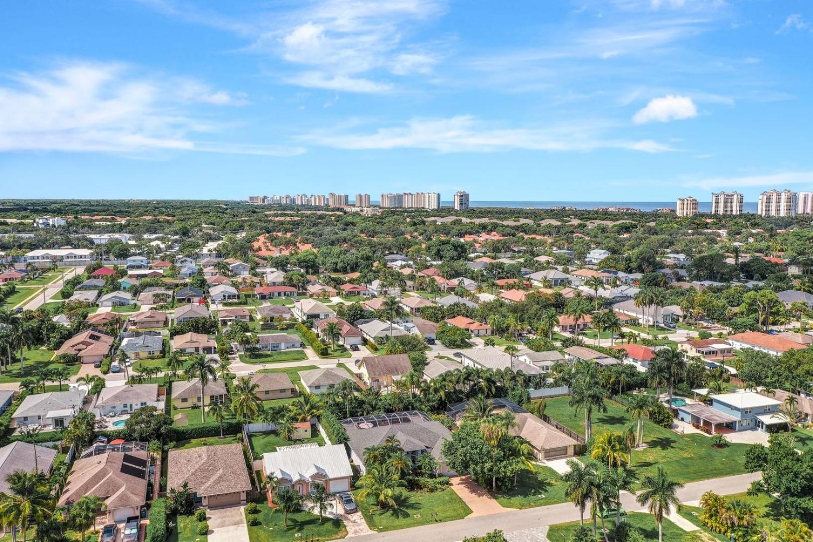 Lux Family 3 Bedroom With Pool Villa Walk To Beach And Mercato North North Naples Екстериор снимка