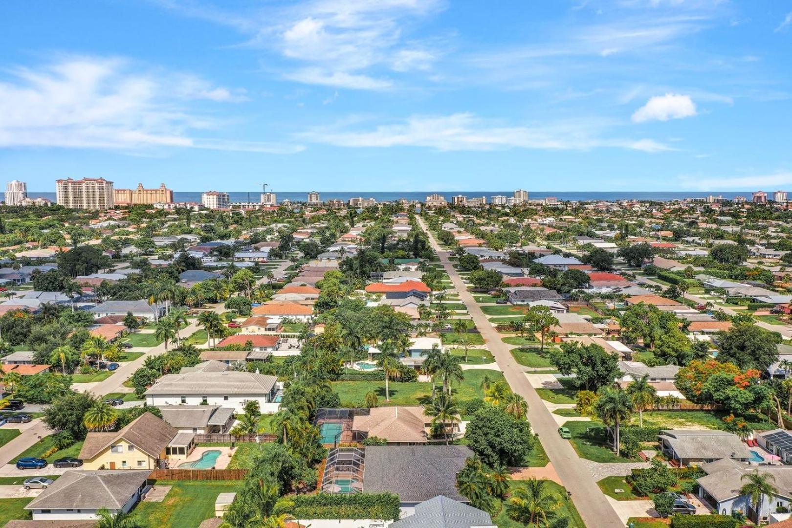 Lux Family 3 Bedroom With Pool Villa Walk To Beach And Mercato North North Naples Екстериор снимка